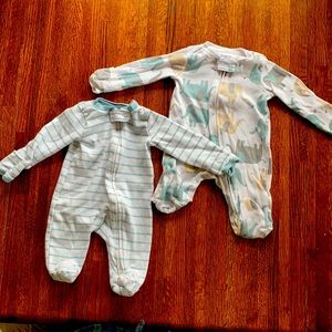 Carter’s newborn pajamas